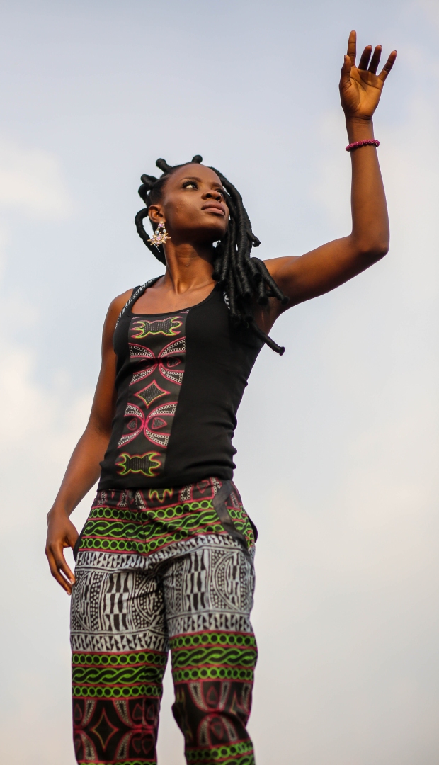 Ensemble T-Shirt et pantalon