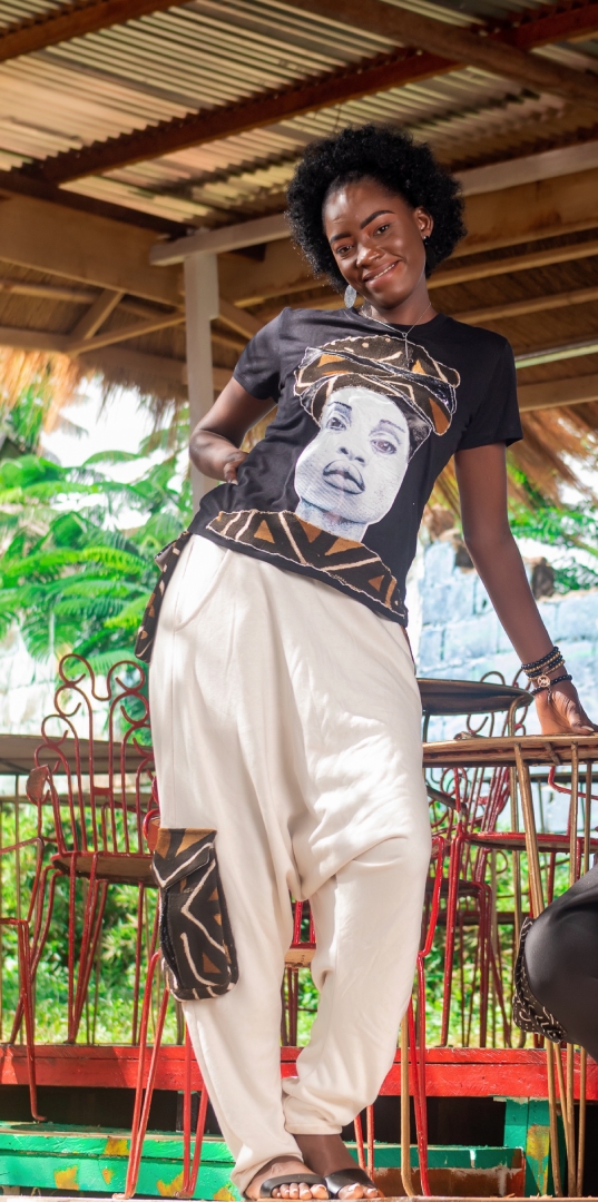 Ensemble T-Shirt et pantalon